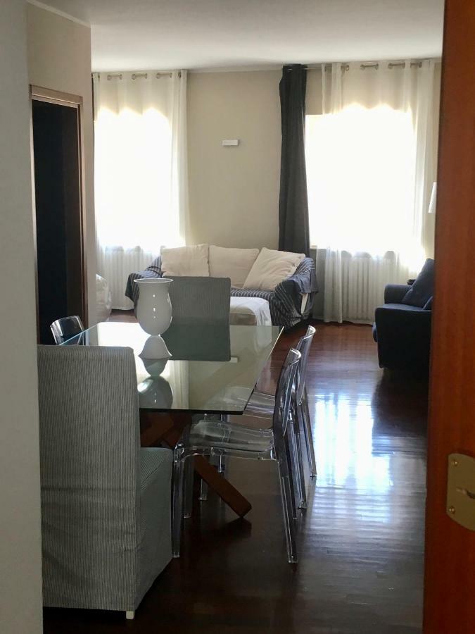 In Piazza Appartamento Con Vista Lazise Bagian luar foto